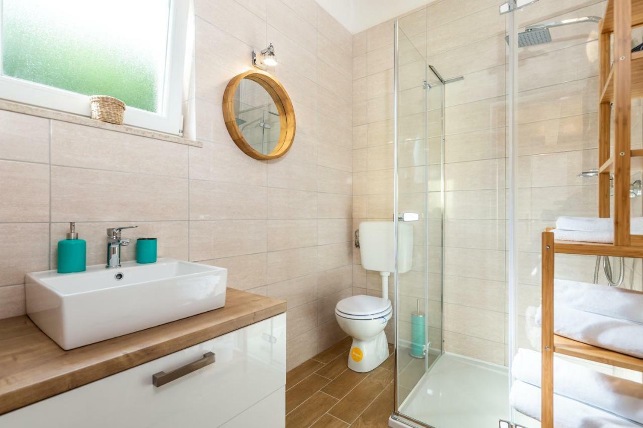 אופטיה Villa Angeli מראה חיצוני תמונה